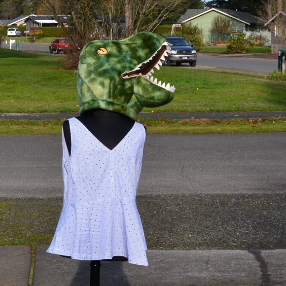 Lane Bryant Tops - NWT Lane Bryant 20?18? V-Neck Peplum Top